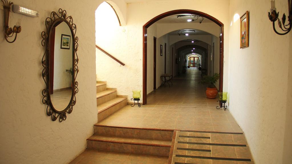 Hotel De La Torre لا بالوما المظهر الخارجي الصورة